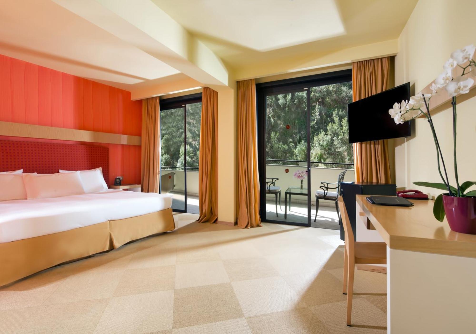Hilton Sorrento Palace Екстериор снимка